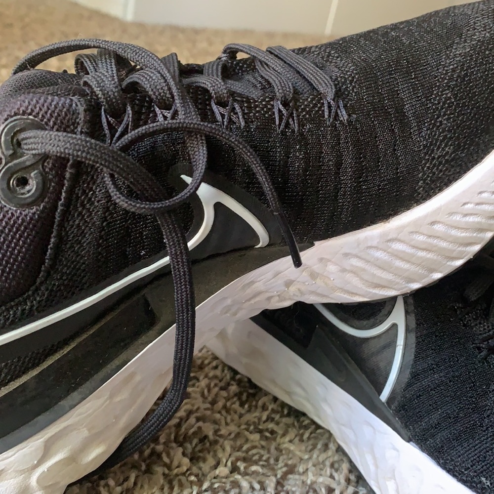 New Nike React - image 2